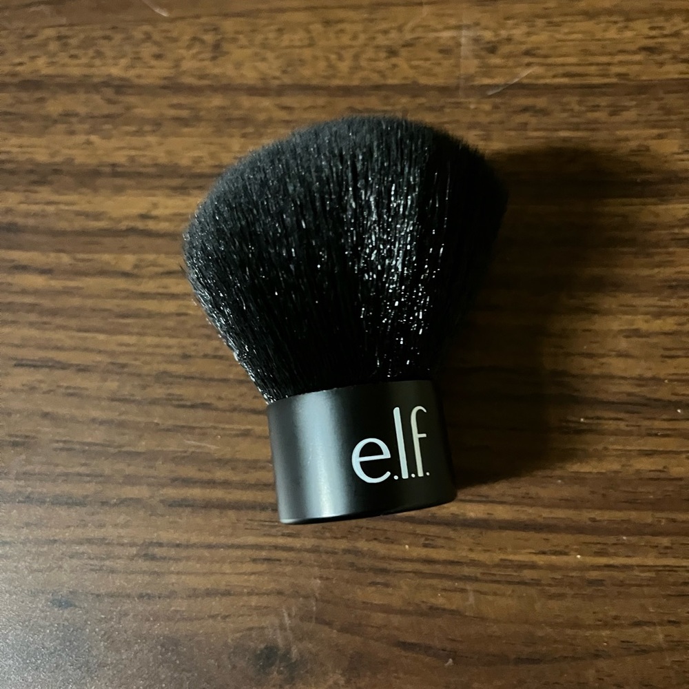 Brand new elf make up brush never used
